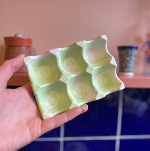 Egg tray - green