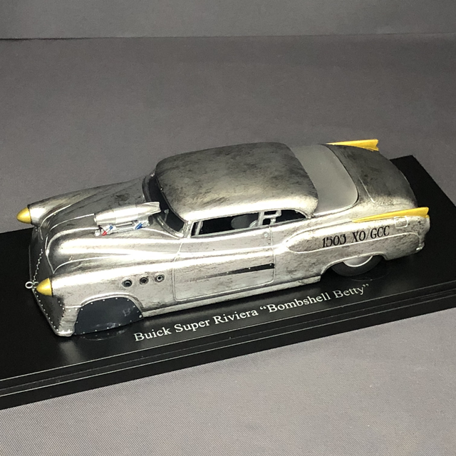 Buick Super Riviera "Bombshell Betty" AutoCult 1:43