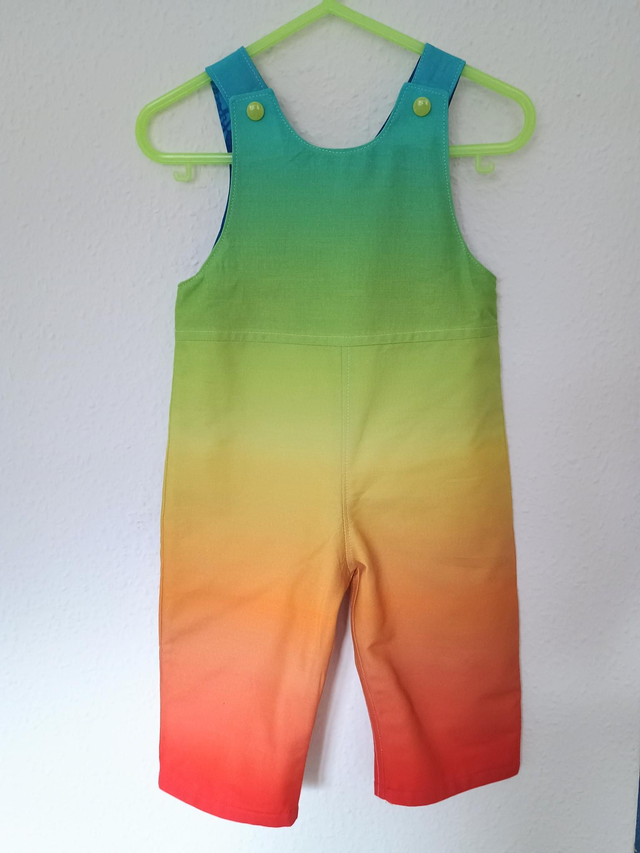 Dungarees - 6-9 mth (8 kg). Rainbow