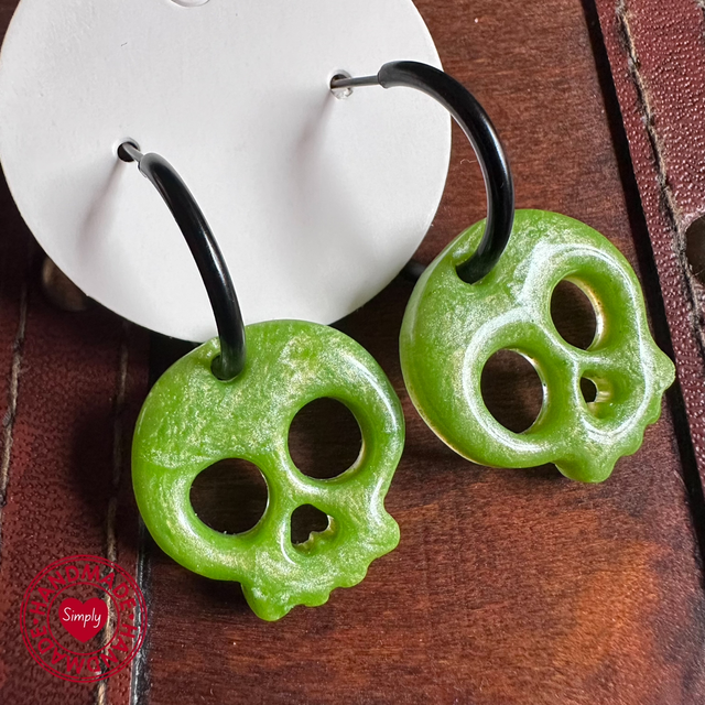 Earring Huggies - Green Skull