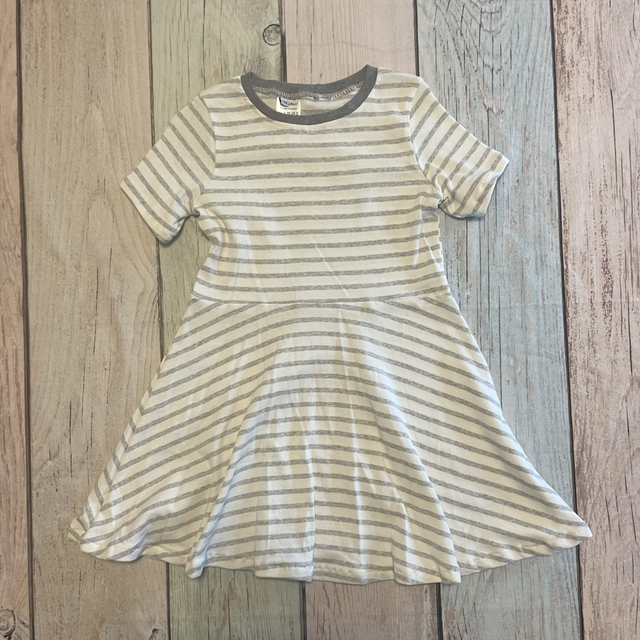 Sommerkleid kurz, Größe 134