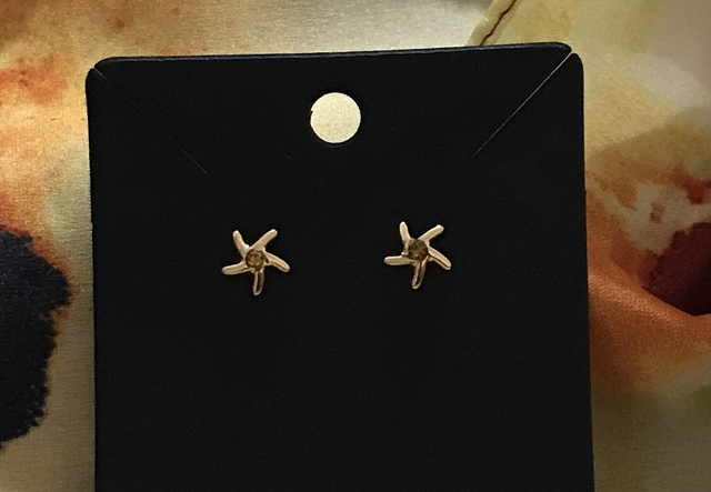 Children-Adult Plastic Studs - Brown or Gold Colour- CASEBG02