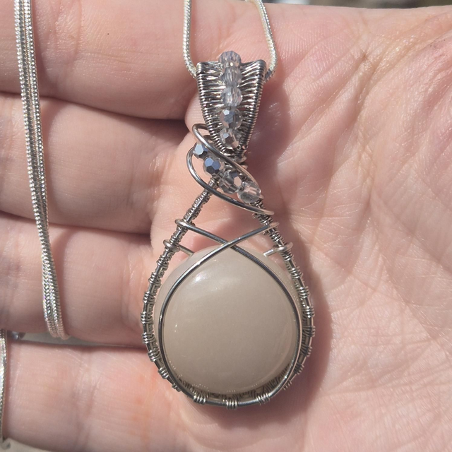 Pierre de lune blanche (284)