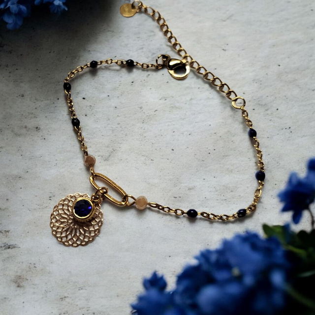 Bracelet acier inoxydable et strass bleu foncé et doré