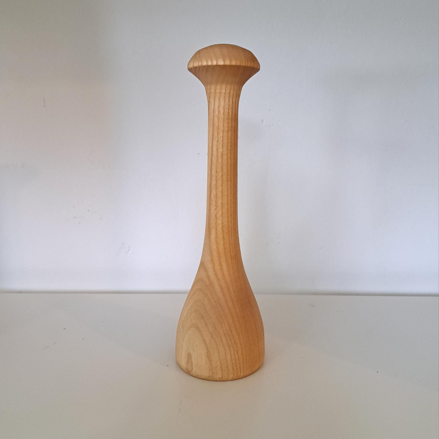 Kraut pounder  266mm tall