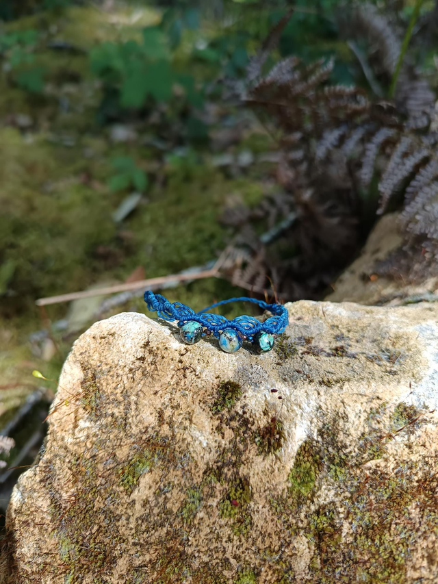 Bracelet bleu avec perle baryte 