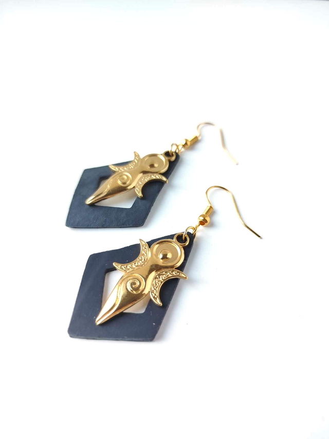 Boucles d&#039;Oreilles Upcyclées en Chambre à Air et Acier Inoxydable Doré - Féminin sacré