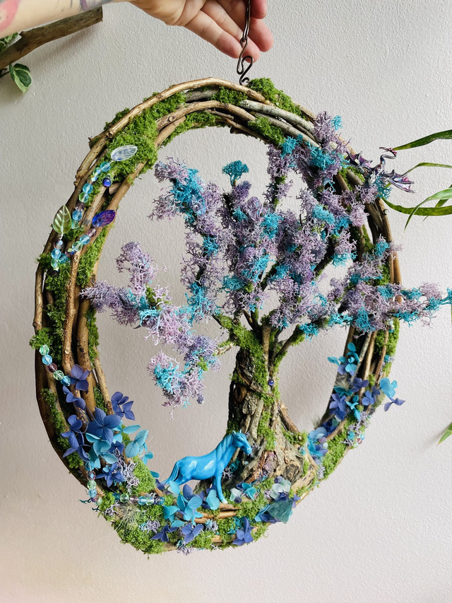 L'Arbre aux Merveilles ( lumineux)- disponible