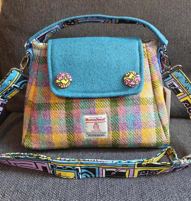 Harris Tweed Strathspey bag. Scottish wool handbag 