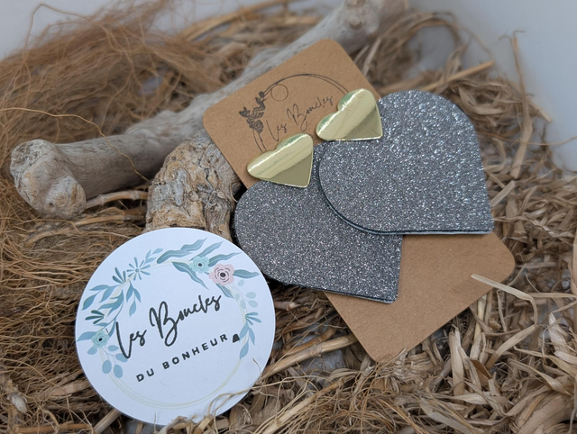 Boucles d&#039;oreilles Coeur ❤️ gris paillettes c1017