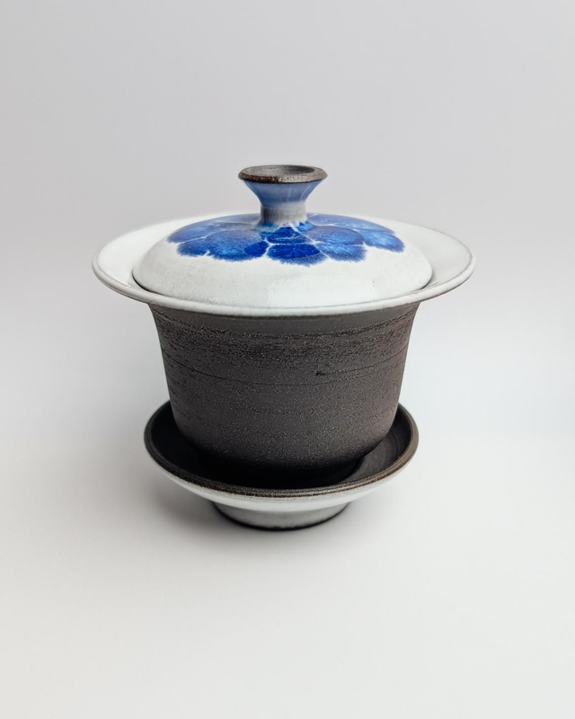 Gaiwan "kra na zamarzniętym jeziorze"