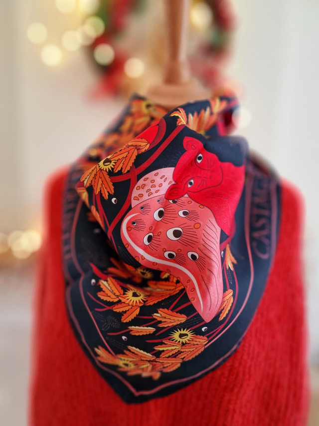 CARRÉ SAN CHIRGU BLEU NUIT 65