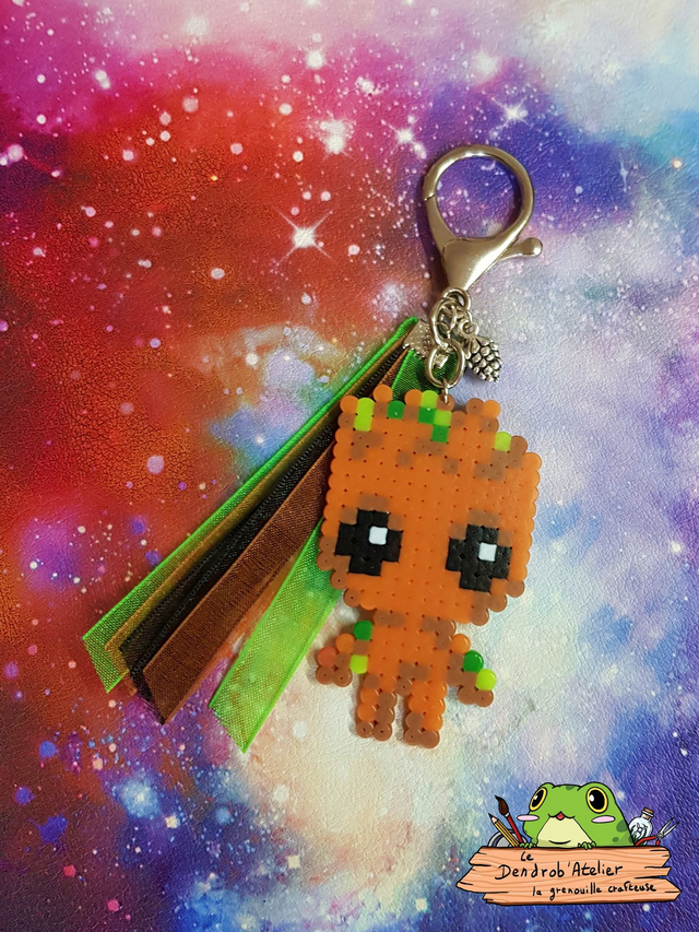 Porte-clé bébé arbre