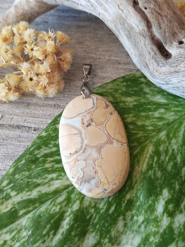 Pendentif Jaspe Cobra 4,2x2,5 cm – Énergie &amp; Élégance