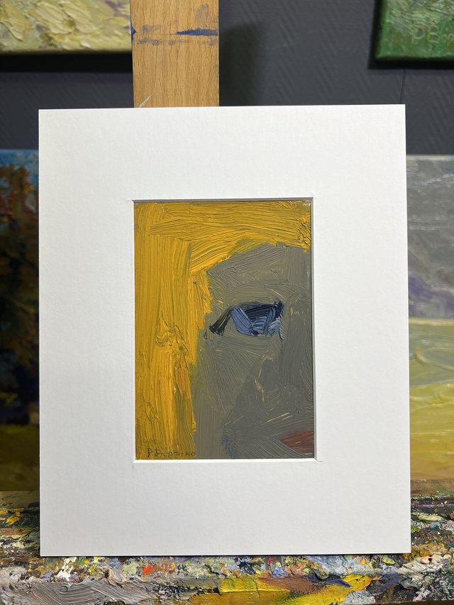 Fragment 475 „Im gelben Licht“ von Rostyslav Voronko, Öl auf Karton, 2024 – abstraktes Auge im gelben und blauen Farbraum.