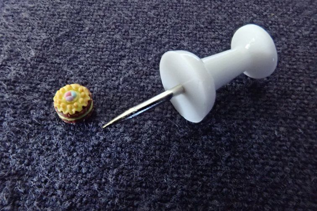 Simnel Cake (1/48th scale)