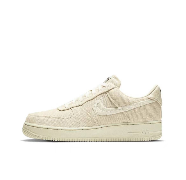 Nike Air Force 1 (Vendu sans la boîte )