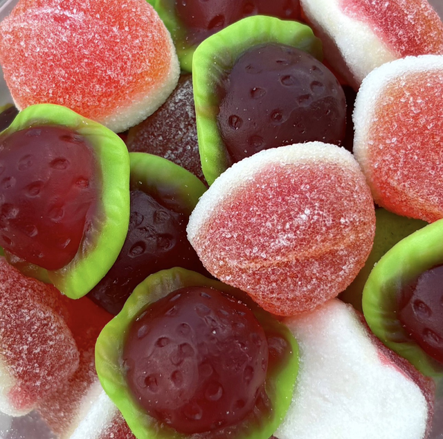 Jelly Filled Peaches &amp; Strawbs