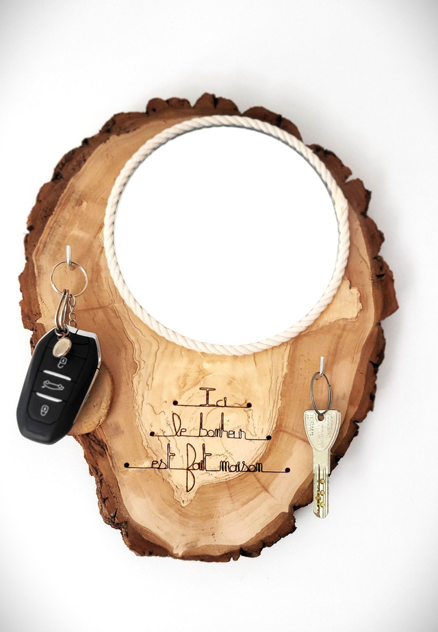 Support clés en bois avec miroir rond