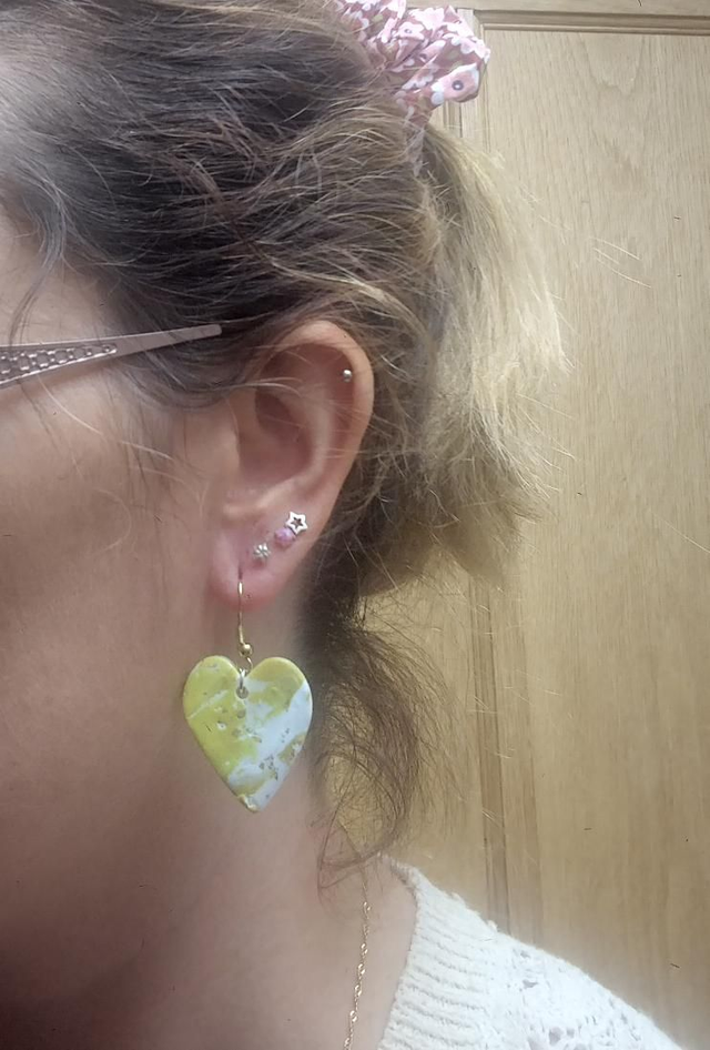 Handmade polymer clay earrings - green and gold 