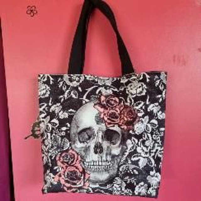 sac tête de mort créateur 