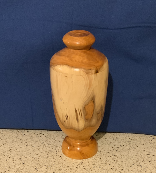 Yew Lidded Pot