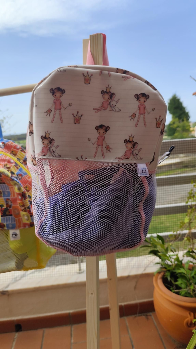 Mochila de praia menina 