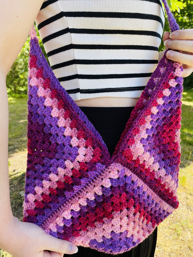 Lila Rosa Dreieckstasche