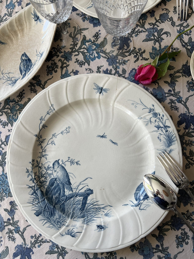 PLAT AUX OISEAUX 3 - Grand Plat Rond aux Oiseaux par la manufacture française de Gien - Terre de Fer