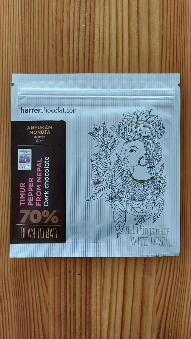 Harrer 70% Tanzania, with timur pepper