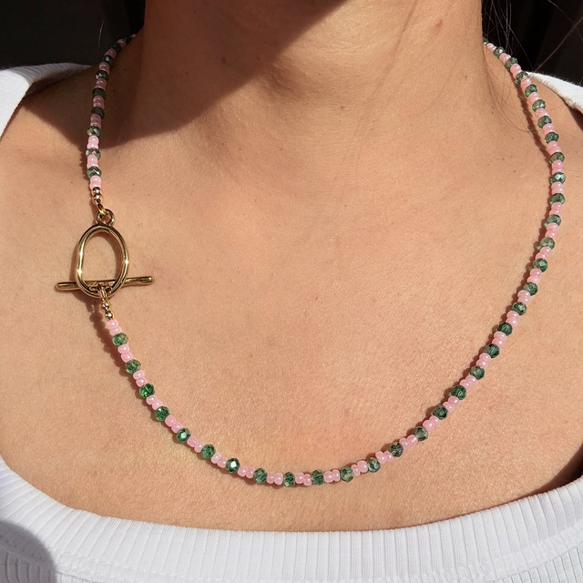 ESMERALDA - Pink & Emerald Green Beaded Toggle Necklace