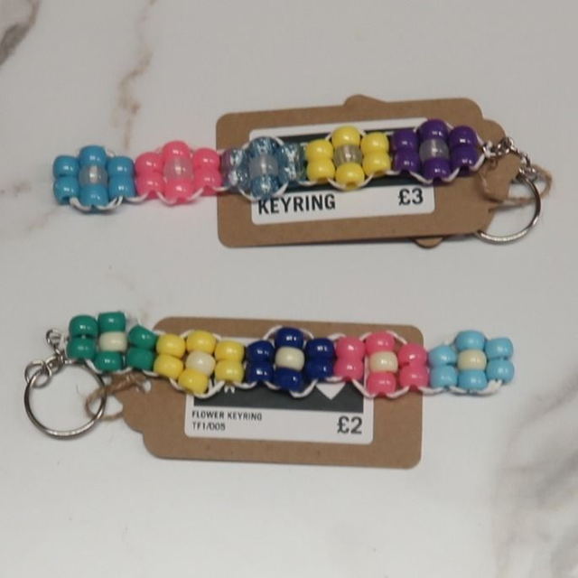 Beaded flower keyring