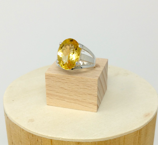 Bague pour femme cabochon citrine facetté taille 54 - 2145