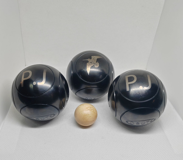 Personnalisation de boules de pétanque