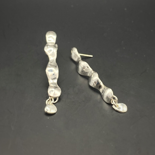Boucle d’oreille « Gouttes d’eau » en argent massif
