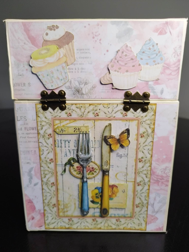 Boîte à recette avec 50 fiches patisserie