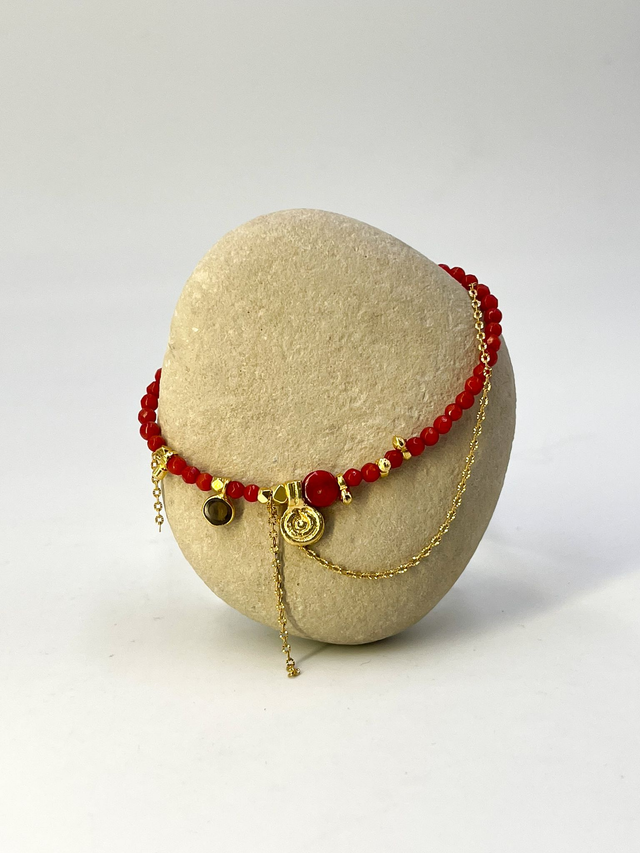 Bracelet rivière de corail et chaîne