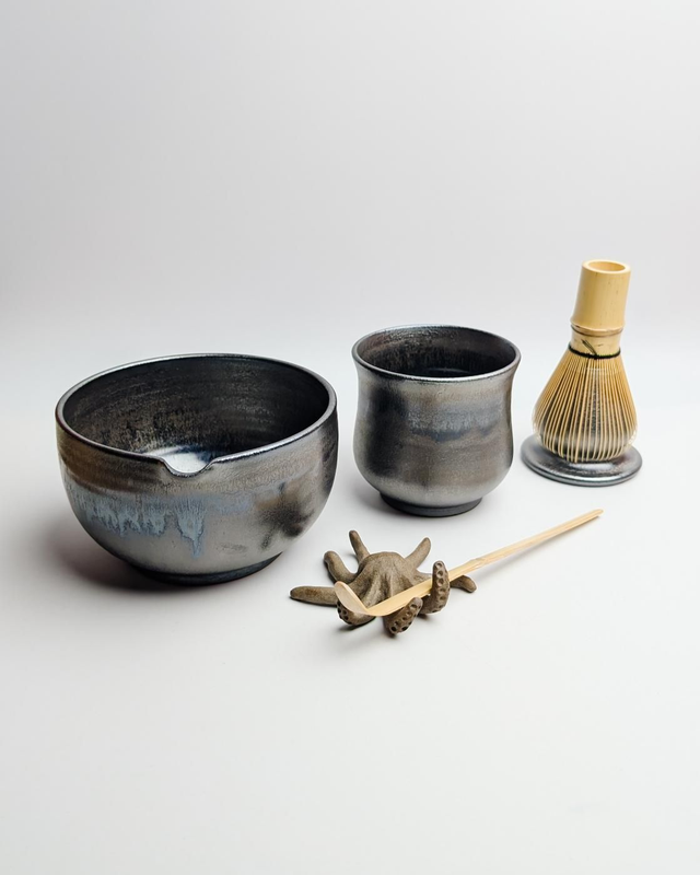 Zestaw z chasenem i chashaku "stare srebro"