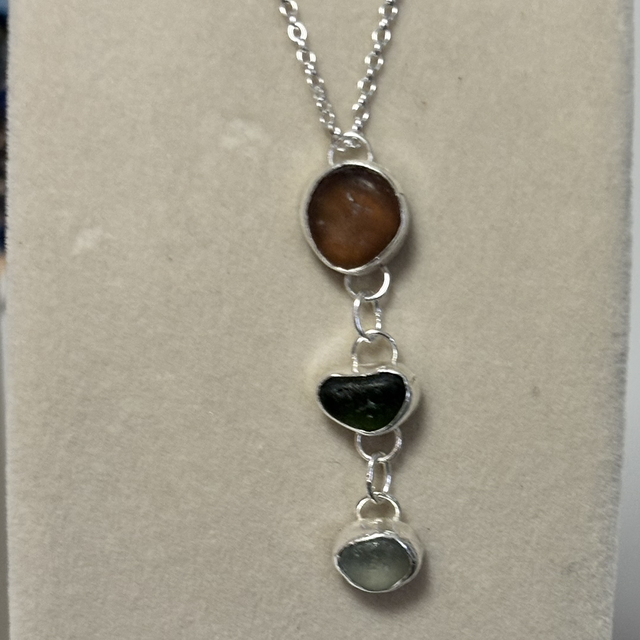 Tri glass pendant (2) 