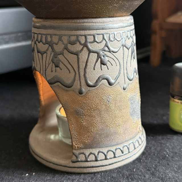 Ceramic Aroma Lamp, Essential Oil Burner Mandala Design, Handcrafted Stoneware, metallic gold dark black