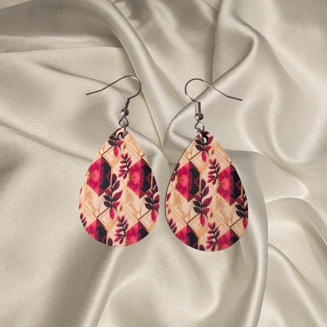 N° 61 Boucles d'oreilles goutte petite fantaisie hypoallergénique 
