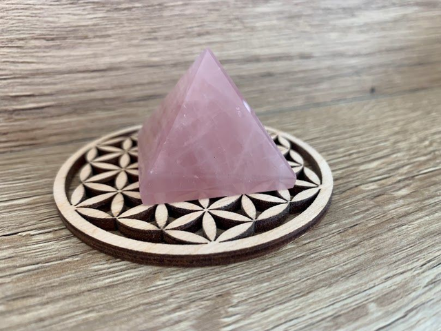 Pyramide Quartz rose