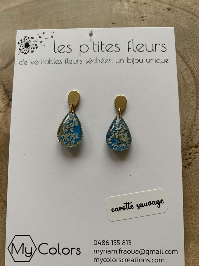 Bleues - boucles d'oreilles clous
