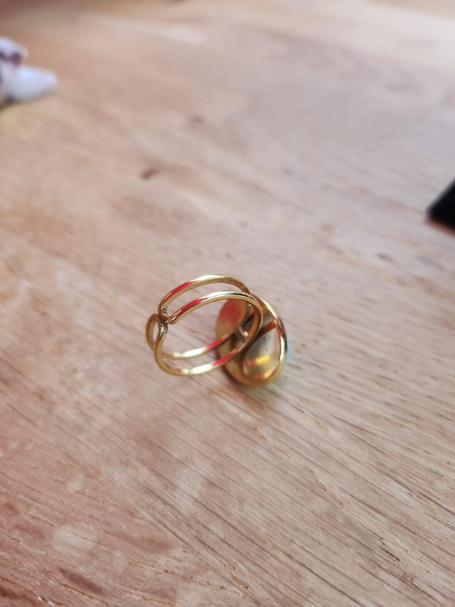 Bague réglable avec cabochon