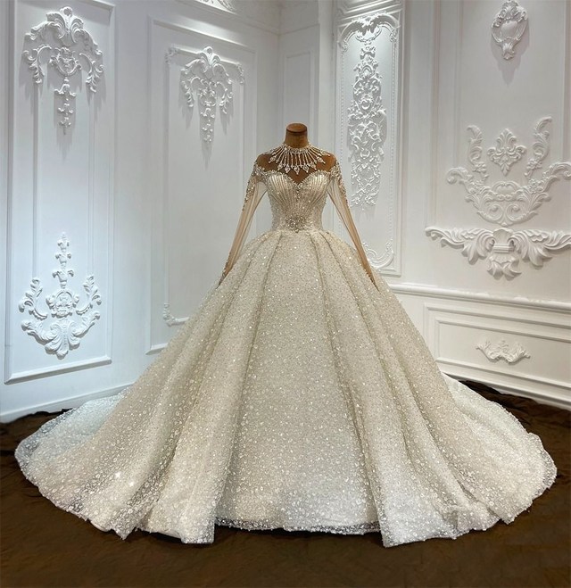 Robe de Mariée Princesse Luxury Handmade Full Strass et Diamant