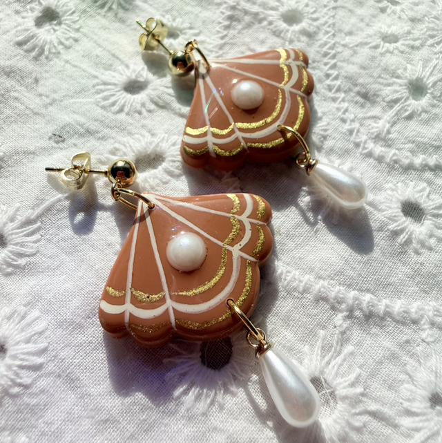 MYRA - Shell Scalloped Vintage Style Pearl Teardrop Earrings