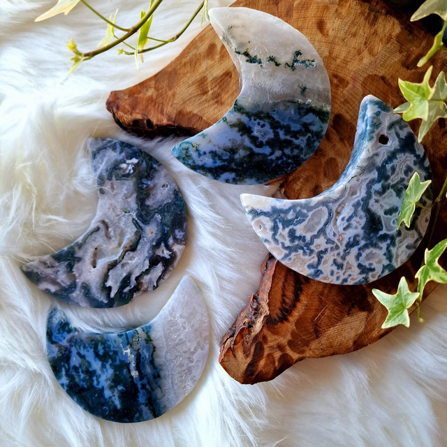Moss Agate Moon 