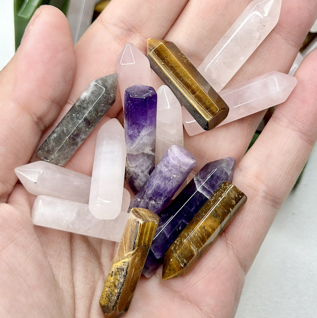 10 x mixed small towers