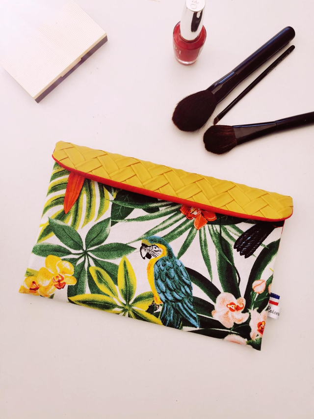 Pochette maquillage "tropical jaune" 