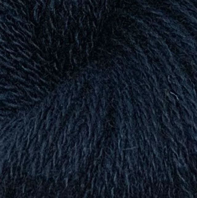 Varde Pelsullgarn 0133 - Navy Blue